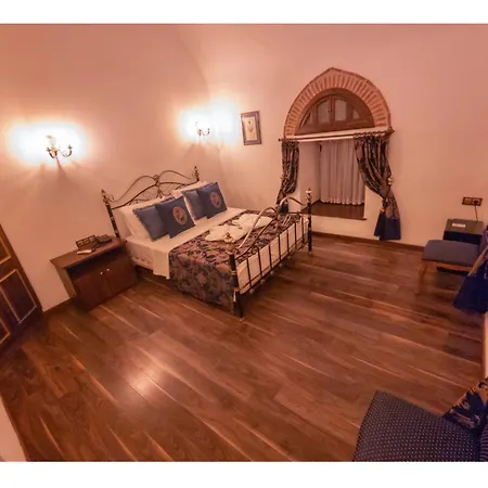 Hotel Kervansaray Antique