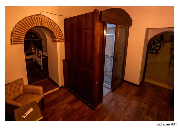 Kervansaray Antique Отель Кешме